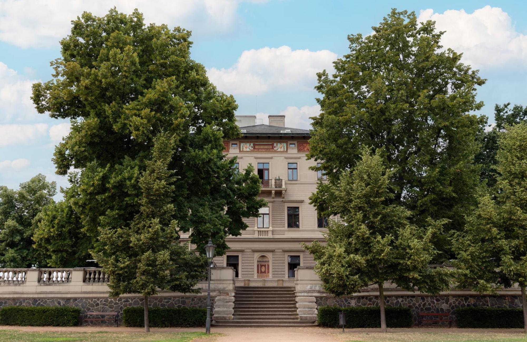 Sibelius Apartments Prague - Art Nouveau Residence 1902 — Photos 2